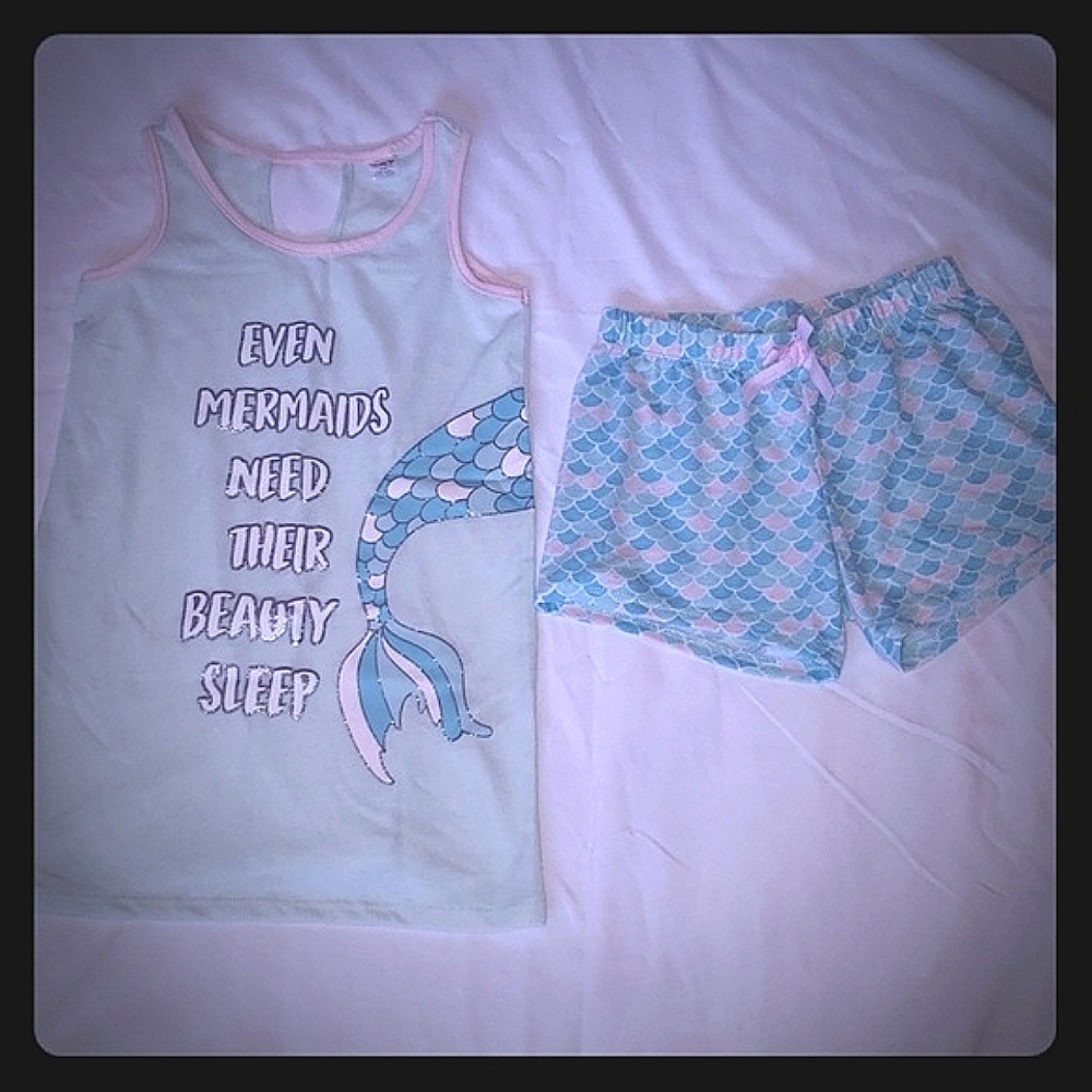 Mermaid Pajamas Size 7/8